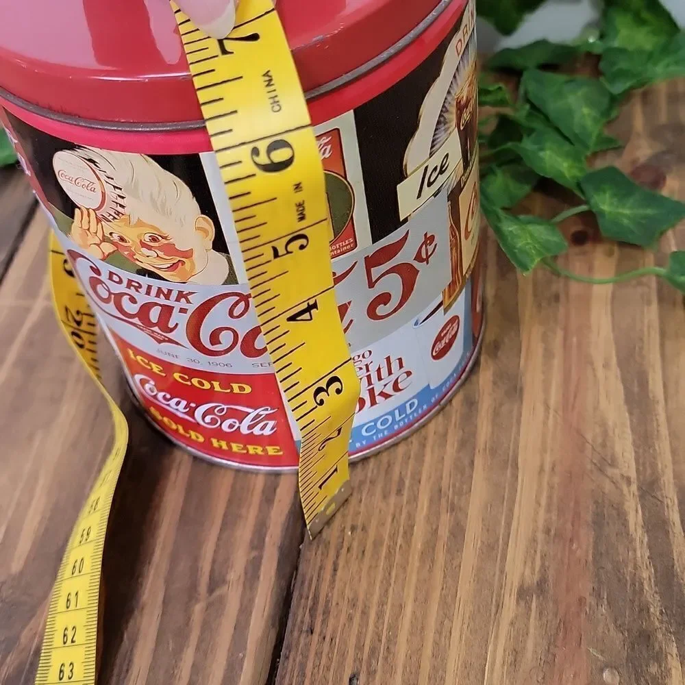 Coca-Cola. Tin. Vintage. EUC - Picture 3 of 7